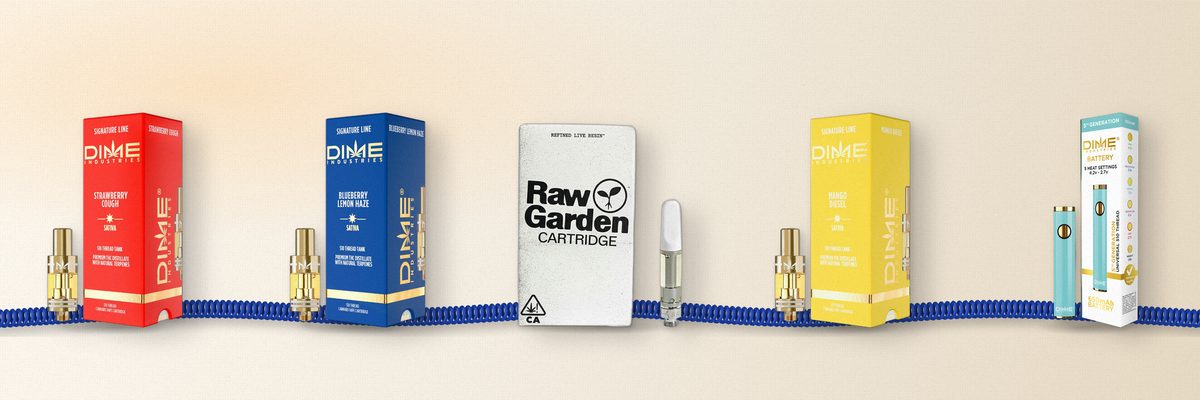 Dime Strawberry Cough, Blueberry Lemon Haze and Mango Diesel cartridges, a Raw Garden Beary White cartridge and a Dime battery in a row